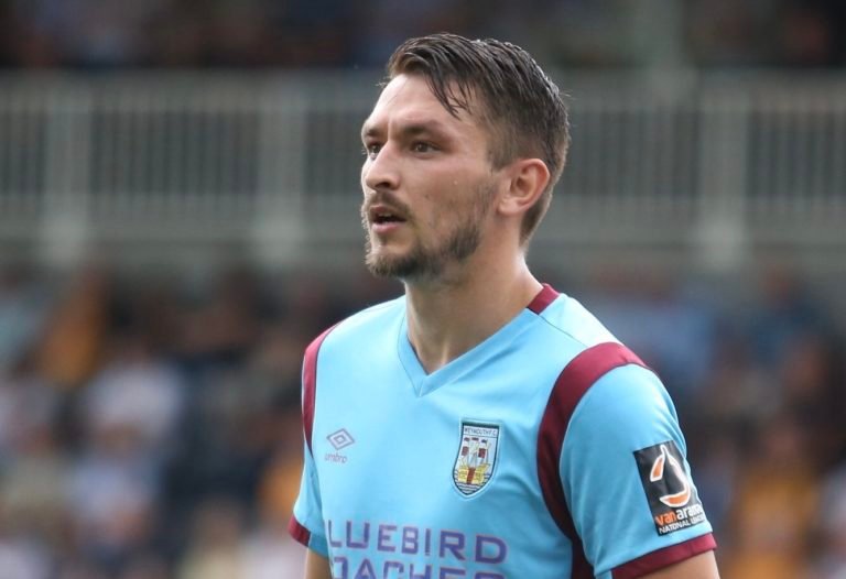 Williams leaves the Terras