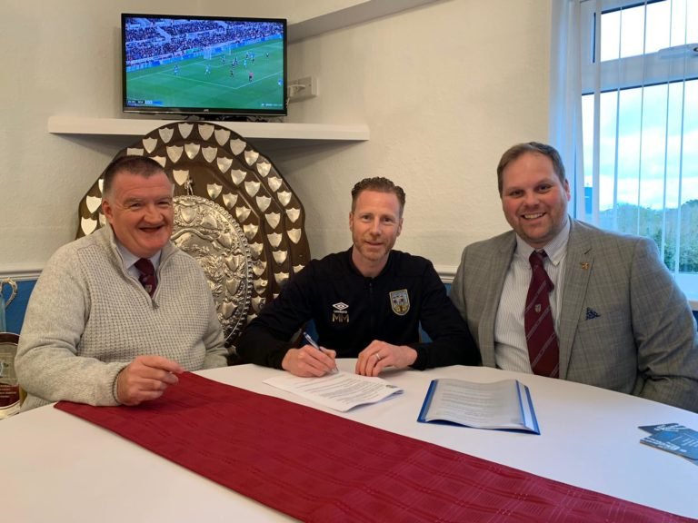 Mark Molesley signs contract extension