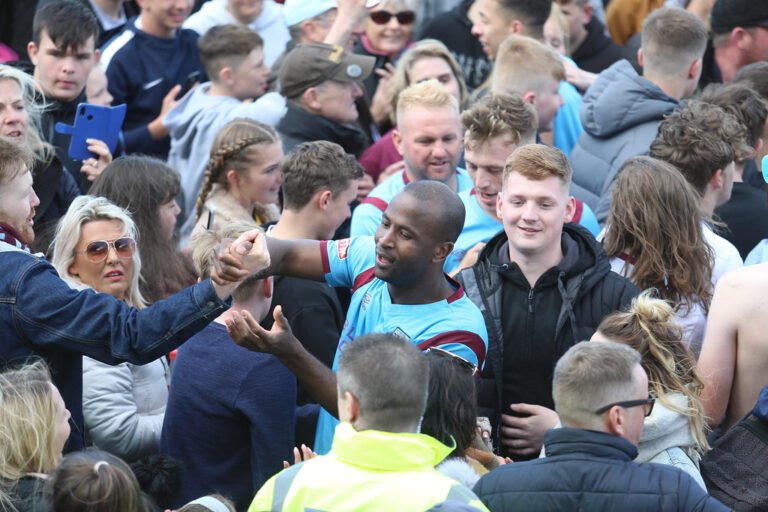 Zubar ends time with Terras
