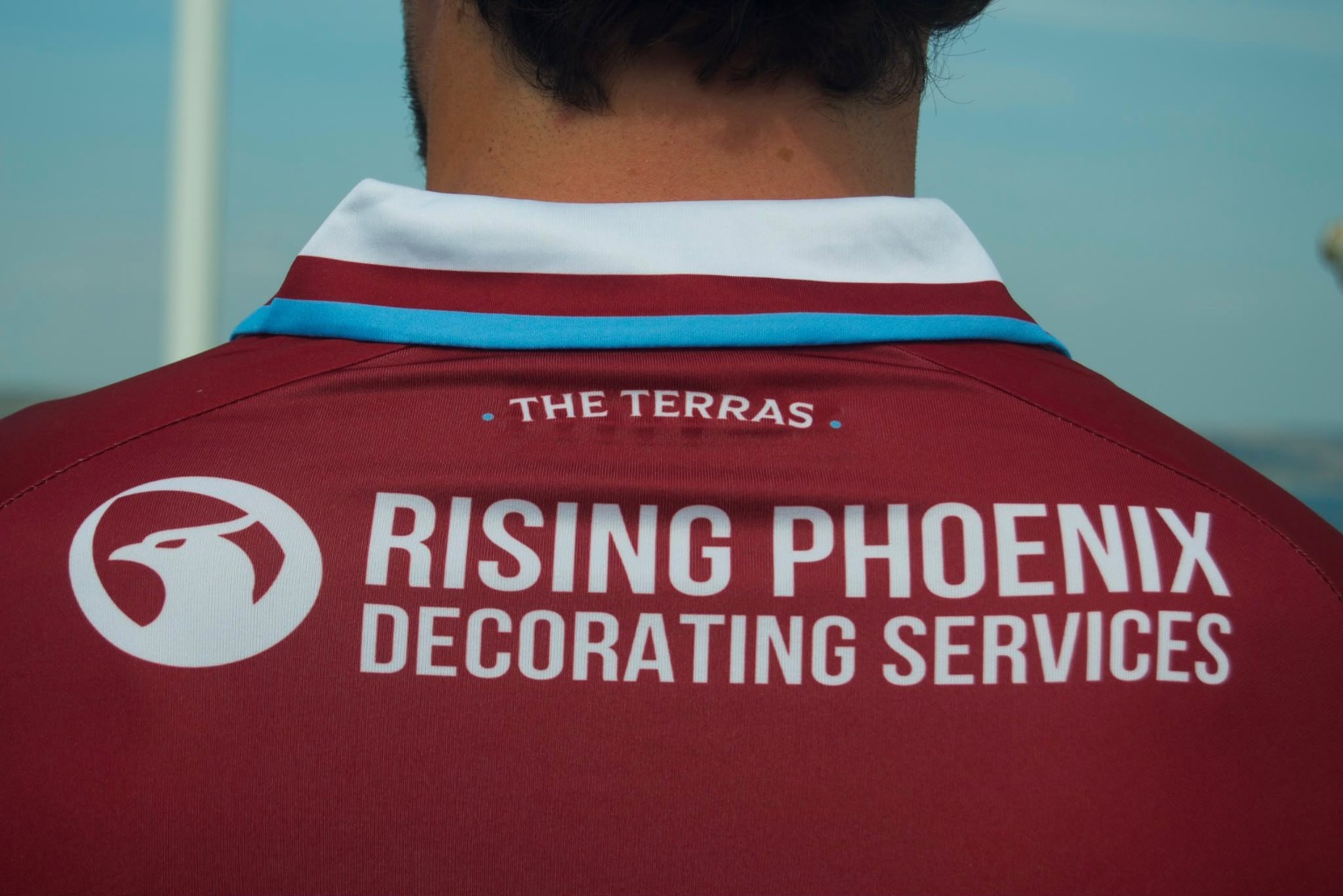The Terras rear collar and shirt sponsor detail